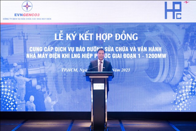 Ông Đinh Quốc Lâm – Chủ tịch HĐQT Tổng Công ty Phát điện 3 phát biểu tại buổi lễ Ông Đinh Quốc Lâm – Chủ tịch HĐQT Tổng Công ty Phát điện 3 phát biểu tại buổi lễ