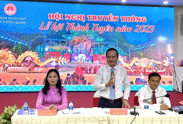 Phó Chủ tịch UBND tỉnh Tuyên Quang - Hoàng Việt Phương phát biểu tại Hội nghị