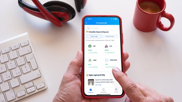 Sản phẩm Tài Khoản Chứng Khoán hợp tác giữa ZaloPay và DNSE ghi nhận gần 160,000 nhà đầu tư tham gia trong 2 tháng đầu ra mắt
