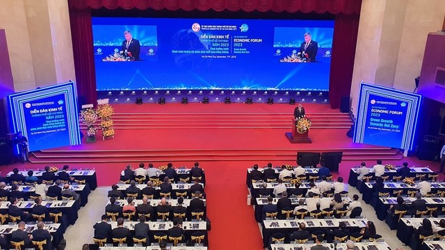 Diễn đàn là cơ hội tốt để các doanh nghiệp nhận thức lại mô hình kinh doanh truyền thống, tiếp cận với các cơ hội kinh doanh mới. Ảnh: Lê Toàn Diễn đàn là cơ hội tốt để các doanh nghiệp nhận thức lại mô hình kinh doanh truyền thống, tiếp cận với các cơ hội kinh doanh mới. Ảnh: Lê Toàn