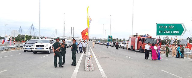 Đường dẫn cầu Mỹ Thuận 2, phía tỉnh Vĩnh Long