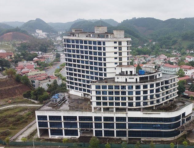 Dự án Khu Trung tâm Thương mại, Khách sạn Hoa Sen Yên Bái là dự án bất động sản đầu tiên của Tập đoàn Hoa Sen được khởi công vào năm 2016. Ảnh: Lao động