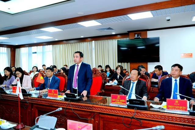 Ông Trần Đức Thắng, Bí thư Tỉnh ủy Hải Dương phát biểu tại buổi làm việc với đoàn công tác của Bộ Ngoại giao, Đại sứ quán Nhật Bản tại Việt Nam và một số doanh nghiệp đến khảo sát xúc tiến đầu tư tại tỉnh Hải Dương. Ông Trần Đức Thắng, Bí thư Tỉnh ủy Hải Dương phát biểu tại buổi làm việc với đoàn công tác của Bộ Ngoại giao, Đại sứ quán Nhật Bản tại Việt Nam và một số doanh nghiệp đến khảo sát xúc tiến đầu tư tại tỉnh Hải Dương.