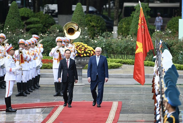 Chủ tịch nước Võ Văn Thưởng chủ trì Lễ đón chính thức Tổng thống Đức Frank-Walter Steinmeier và Phu nhân thăm cấp Nhà nước tới Việt Nam.