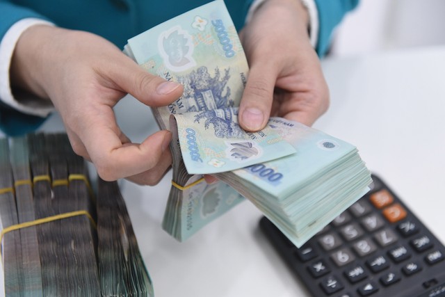 Luật Các tổ chức tín dụng quy định chặt hơn về tỷ lệ dư nợ cho vay khách hàng lớn