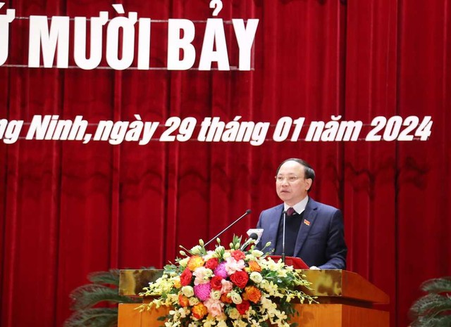 Ông Nguyễn Xuân Ký, Bí thư Tỉnh ủy, Chủ tịch HĐND tỉnh Quảng Ninh, phát biểu khai mạc kỳ họp. Ông Nguyễn Xuân Ký, Bí thư Tỉnh ủy, Chủ tịch HĐND tỉnh Quảng Ninh, phát biểu khai mạc kỳ họp.