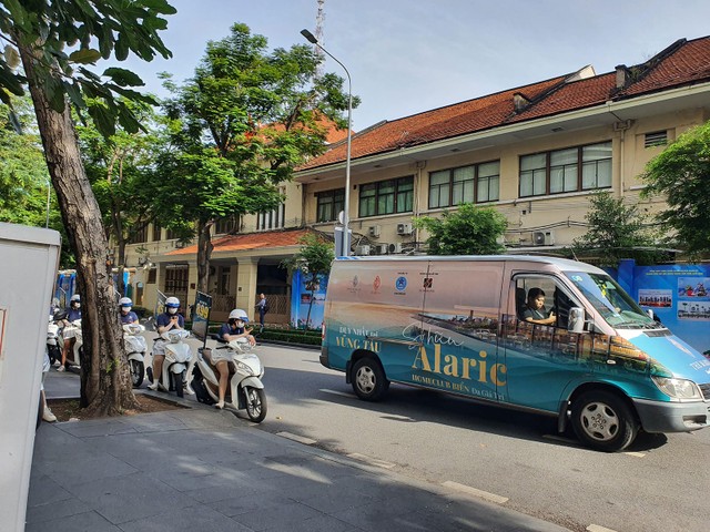 Thị trường bất động sản chứng kiến các đợt mở bán ngày một nhiều vào cuối năm 2023 Thị trường bất động sản chứng kiến các đợt mở bán ngày một nhiều vào cuối năm 2023