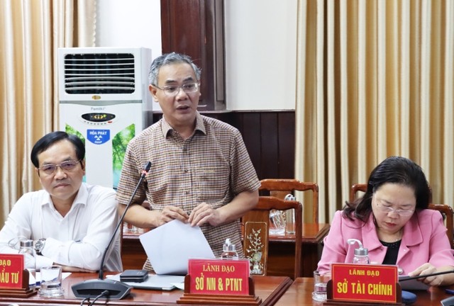 Đại diện Sở Nông nghiệp và Phát triển nông thôn tỉnh Bình Phước nêu ý kiến tại buổi họp bàn kế hoạch tổ chức Diễn đàn.