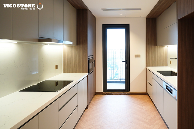 Vicostone Misterio BQ8815 – một trong những thiết kế được yêu thích nhất cho bề mặt bàn bếp trên thị trường
