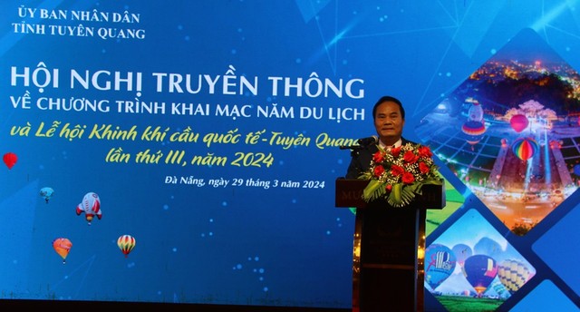 Ông Hoàng Việt Phương, Phó chủ tịch UBND tỉnh Tuyên Quang phát biểu tại Hội nghị.