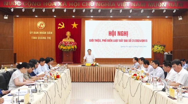 Phó chủ tịch Thường trực UBND tỉnh Quảng Trị Hà Sỹ Đồng chủ trì hội nghị Phó chủ tịch Thường trực UBND tỉnh Quảng Trị Hà Sỹ Đồng chủ trì hội nghị