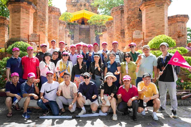 Doanh nghiệp xây dựng đa dạng tour, tăng khuyến mãi...