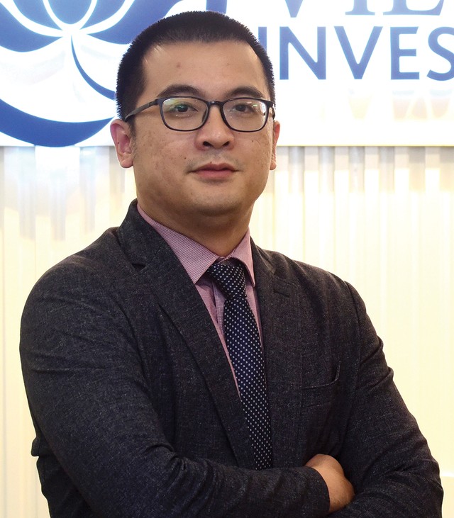 Ông Dương Đức Hiếu, Giám đốc Khối Phân tích và xếp hạng tín nhiệm, mảng doanh nghiệp phi tài chính, VIS Rating Ông Dương Đức Hiếu, Giám đốc Khối Phân tích và xếp hạng tín nhiệm, mảng doanh nghiệp phi tài chính, VIS Rating