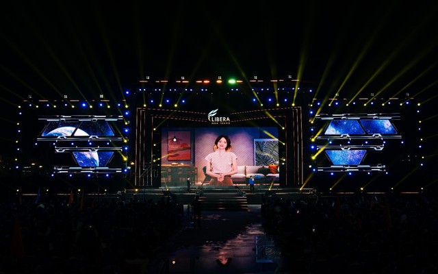 Sự xuất hiện của Flexie - đại sứ ảo đầu tiên của ngành bất động sản