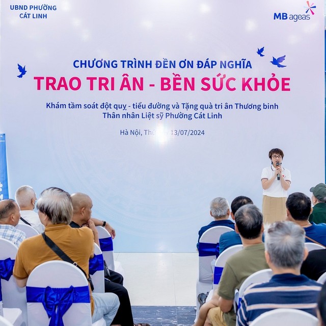Bà Trần Thị An Phương - Giám đốc Khối Nhân sự kiêm Chủ tịch Hội Phụ nữ MB Ageas Life phát biểu tại sự kiện