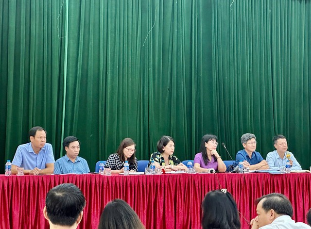 Trưởng phòng GD&amp;ĐT quận Nam Từ Liêm, ông Bùi Ngọc Kính cho biết: “Đây là đề án tách trường, nếu có tuyển sinh chỉ tuyển sinh đầu cấp vào lớp 1. Còn các lớp 2,3,4,5 của trường Tiểu học Tây Mỗ tách sang Tiểu học Tây Mỗ 3”.