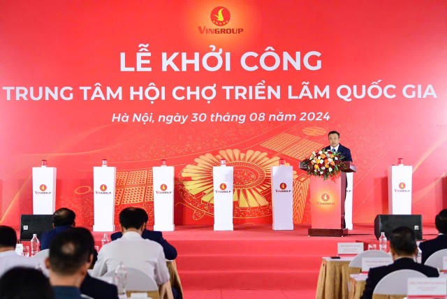Ông Trần Sỹ Thanh, Chủ tịch UBND thành phố Hà Nội phát biểu tại Lễ Khởi công Trung tâm Hội chợ Triển lãm Quốc gia - công trình trọng điểm tại thành phố Hà Nội.