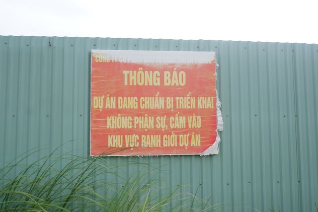 Bảng thông tin tại dự án của chủ đầu tư.