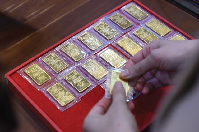 Nhu cầu trú ẩn vào vàng đang gia tăng trong bối cảnh căng thẳng tại khu vực Trung Đông leo thang