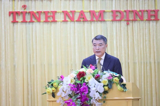 Ông Lê Minh Hưng, Uỷ viên Bộ Chính trị, Bí thư Trung ương Đảng, Trưởng Ban Tổ chức Trung ương phát biểu tại hội nghị.