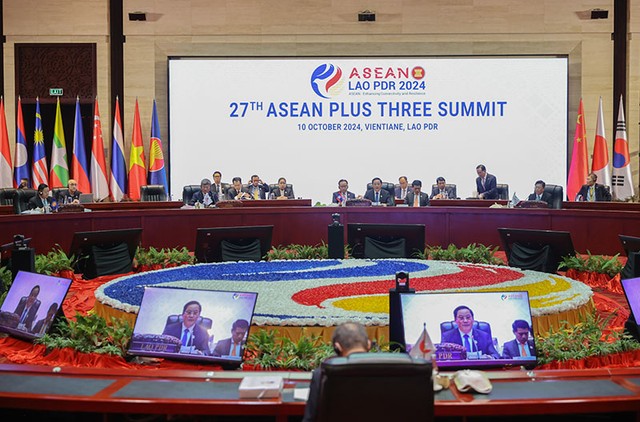 Tại Hội nghị Cấp cao ASEAN+3, các lãnh đạo ASEAN và 3 nước Trung Quốc, Nhật Bản, Hàn Quốc đều nhấn mạnh tầm quan trọng của khuôn khổ hợp tác ASEAN+3, đánh giá cao những tiến triển tích cực trong hợp tác ASEAN+3 thời gian qua. Ảnh: Nhật Bắc