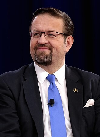 Ông Sebastian Gorka. Nguồn: wikipedia. Ông Sebastian Gorka. Nguồn: wikipedia.