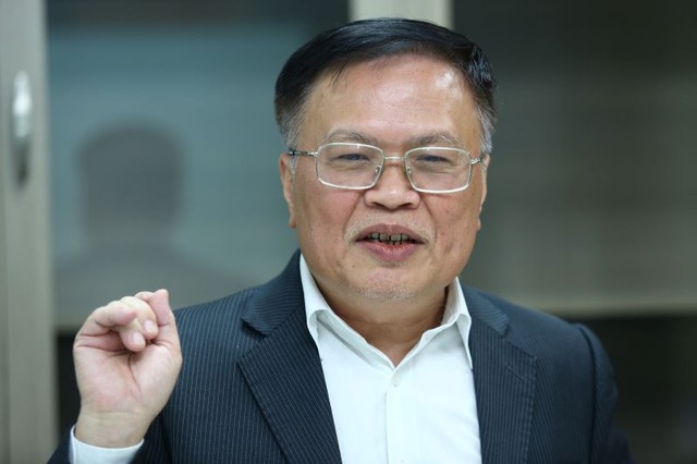 TS. Nguyễn Đình Cung, nguyên Viện trưởng Viện Nghiên cứu quản lý kinh tế Trung ương. TS. Nguyễn Đình Cung, nguyên Viện trưởng Viện Nghiên cứu quản lý kinh tế Trung ương.