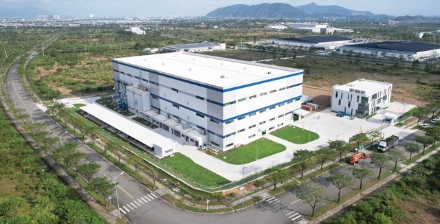 Công ty TNHH KP Aerospace Việt Nam (Hàn Quốc) đã tổ chức Lễ khánh thành Dự án Nhà máy sản xuất linh kiện Hàng không KP Vina đặt tại Khu công nghệ cao Đà Nẵng vào ngày 13/12/2024. Ảnh: DINCO.