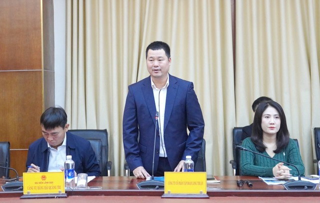 Đại diện nhà đầu tư báo cáo dự án Đại diện nhà đầu tư báo cáo dự án