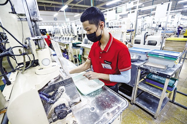 Kinh tế Việt Nam tiếp tục xu hướng phục hồi rõ nét, tăng trưởng khởi sắc dần qua từng tháng, từng quý. Ảnh: Đ.T