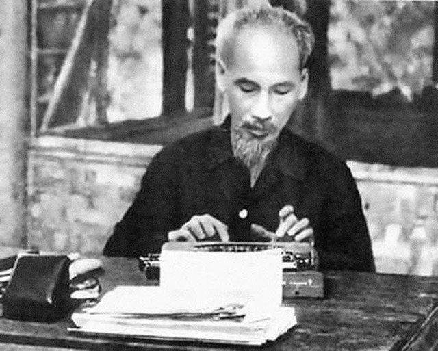 Chủ tịch Hồ Chí Minh.
