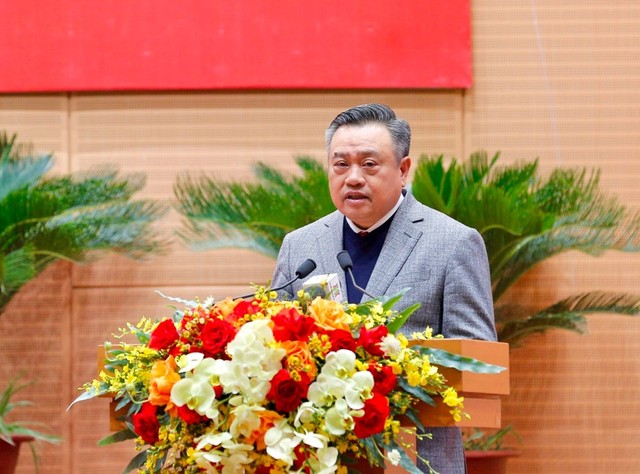 Chủ tịch UBND Thành phố Hà Nội Trần Sỹ Thanh phát biểu tại hội nghị.