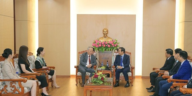 Phó Bí thư Tỉnh ủy, Chủ tịch UBND tỉnh Ninh Bình Phạm Quang Ngọc làm việc với Tập đoàn Thái Bình Dương (Trung Quốc)