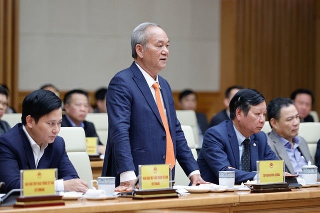 Ông Nguyễn Việt Cường, Chủ tịch Tập đoàn Phú Cường chia sẻ tại hội nghị. Ảnh: VGP