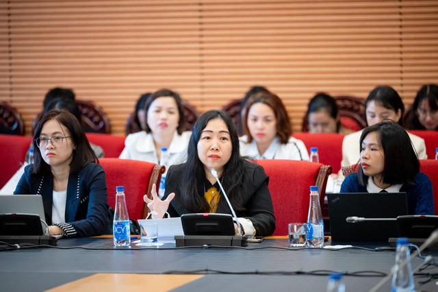 Bà Đào Thị Thu Huyền, Phó giám đốc đối ngoại, Công ty TNHH Canon Việt Nam