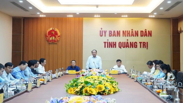 Bộ trưởng Bộ Văn hóa Thể thao và Du lịch Nguyễn Văn Hùng yêu cầu đẩy nhanh tiến độ thực hiện 2 dự án.