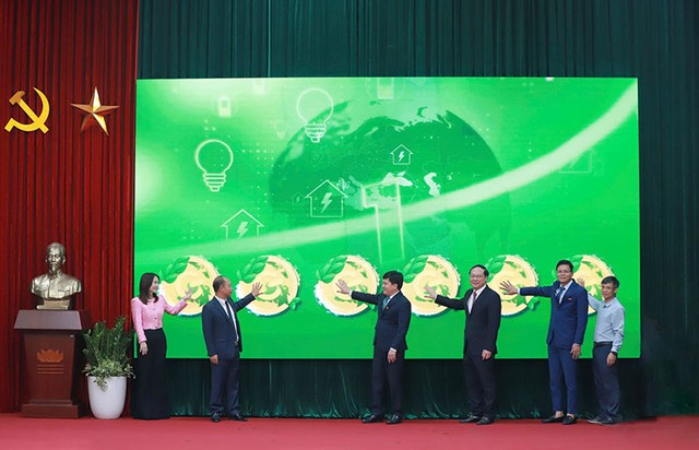 Lễ phát động chuỗi sự kiện Ngày chuyển đổi xanh năm 2025.