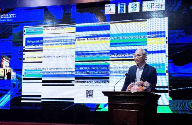 Ông Vũ Thế Bình, Chủ tịch Hiệp hội Du lịch Việt Nam phát biểu tại Diễn đàn. Ông Vũ Thế Bình, Chủ tịch Hiệp hội Du lịch Việt Nam phát biểu tại Diễn đàn.