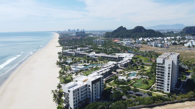 Tuyến đường ven biển kết nối thành phố Đà Nẵng và tỉnh Quảng Nam.