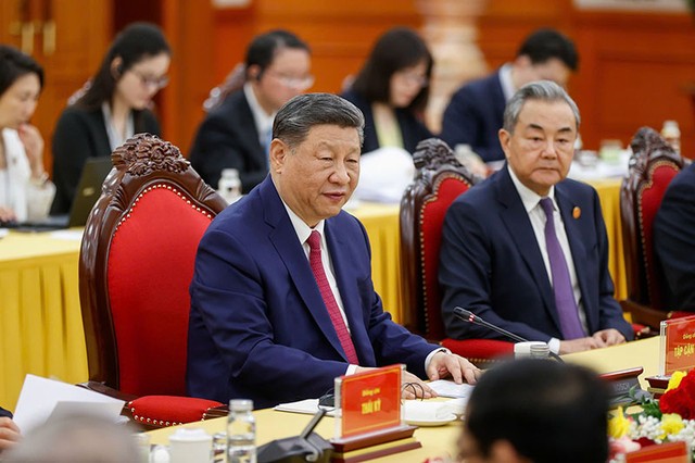 Tổng Bí thư, Chủ tịch nước Trung Quốc Tập Cận Bình và Đoàn đại biểu cấp cao Trung Quốc.