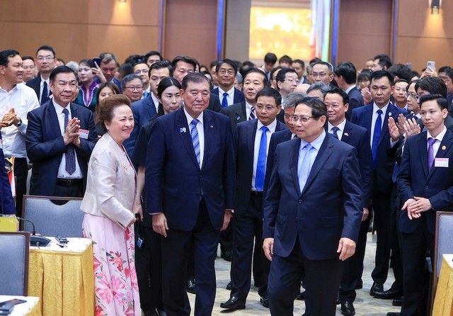 Thủ tướng Phạm Minh Chính và Thủ tướng Nhật Bản Ishiba Shigeru tham dự và đồng chủ trì Diễn đàn. Ảnh: Đức Thanh