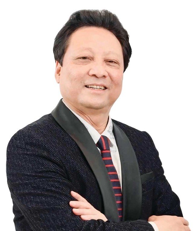 Ông Phạm Văn Việt, Chủ tịch HĐQT Công ty TNHH Việt Thắng Jean. Ông Phạm Văn Việt, Chủ tịch HĐQT Công ty TNHH Việt Thắng Jean.