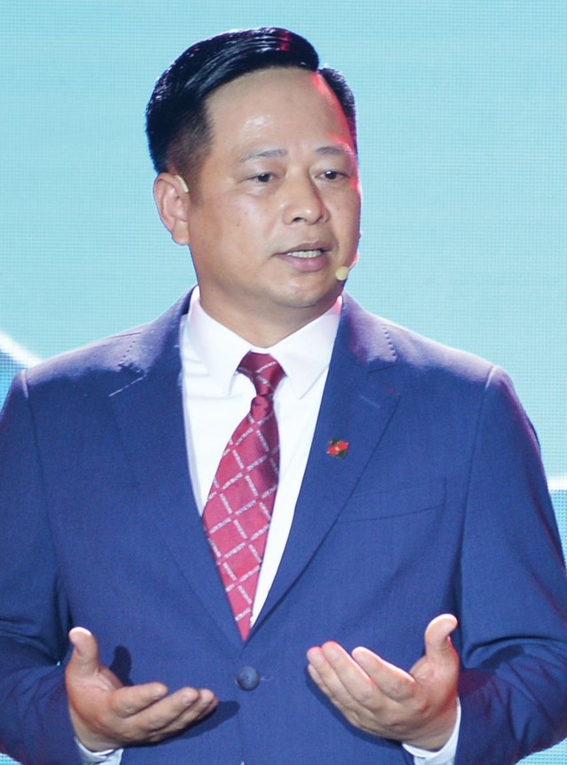 Ông Hoàng Minh Ngọc, Phó tổng giám đốc Agribank