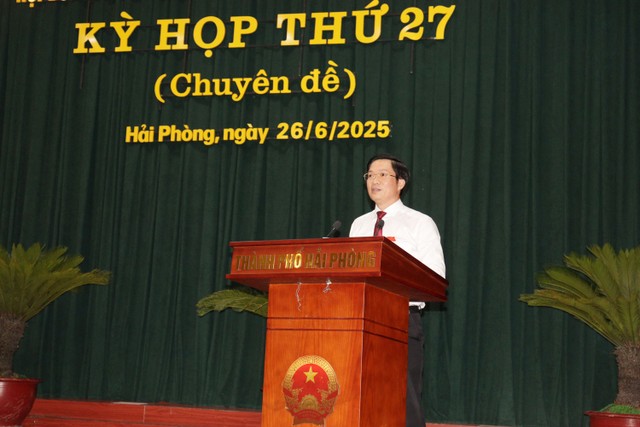 Ông Phạm Văn Lập, Chủ tịch HĐND thành phố Hải Phòng phát biểu bế mạc Kỳ họp