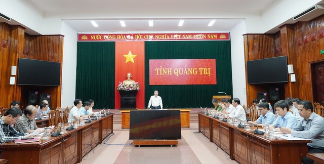 Phó chủ tịch UBND tỉnh Quảng Trị Phan Phong Phú phát biểu chỉ đạo tại buổi làm việc