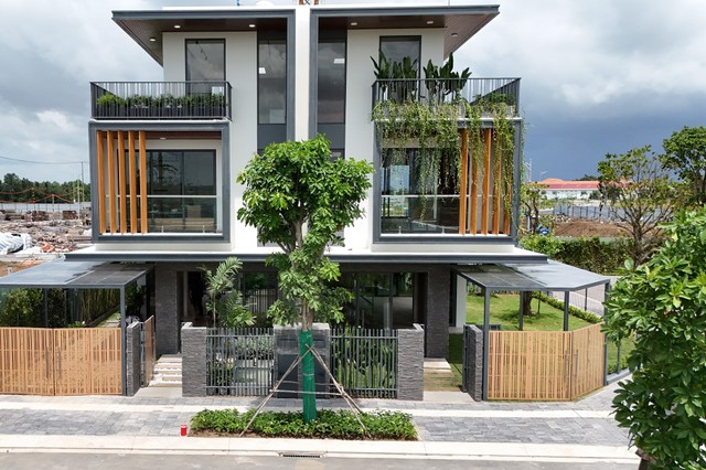 Khu nhà mẫu LA Home đã hoàn thiện, sẵn sàng chào đón khách hàng đến tham quan, trải nghiệm Khu nhà mẫu LA Home đã hoàn thiện, sẵn sàng chào đón khách hàng đến tham quan, trải nghiệm