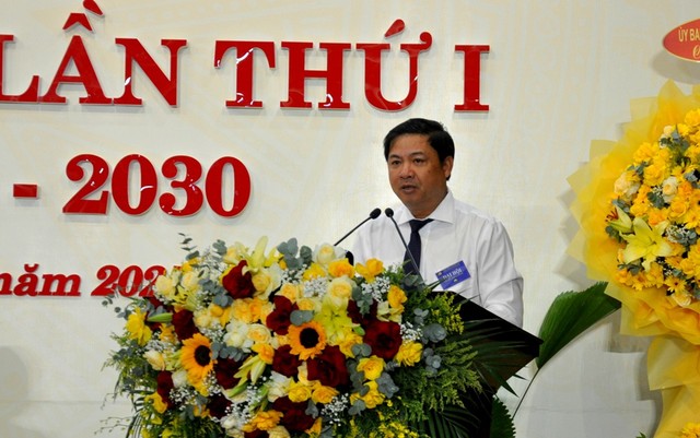 Chủ tịch TP.Đà Nẵng, ông Lương Nguyễn Minh Triết phát biểu tại Đại hội Đảng bộ Sở Tài chính thành phố Đà Nẵng lần thứ I.