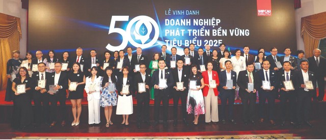 Nam Long tiếp tục được vinh danh Quản trị doanh nghiệp xuất sắc tại CSA 2025