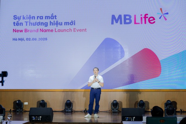 Ông Bùi Trung Kiên – CEO của Bảo hiểm nhân thọ MB Life chia sẻ với CBNV về ý nghĩa tên thương hiệu mới Ông Bùi Trung Kiên – CEO của Bảo hiểm nhân thọ MB Life chia sẻ với CBNV về ý nghĩa tên thương hiệu mới