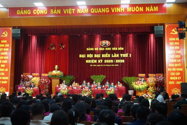 Giai đoạn 2020-2025, Đảng bộ huyện Vân Đồn, nay là Đảng bộ đặc khu Vân Đồn đã thực hiện thắng lợi các chỉ tiêu phát triển kinh tế - xã hội đề ra.